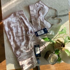 Reebok Women's Pink Camo Sports Bra and Leggings Set